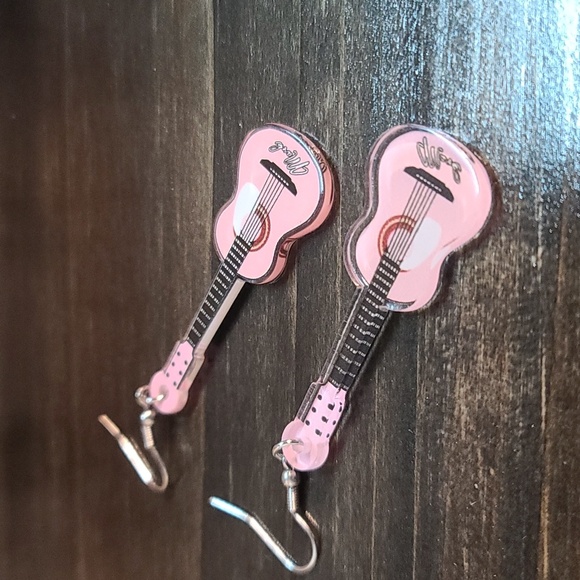 GUITAR EARRINGS dangle acrylic pink NWT - Picture 3 of 4